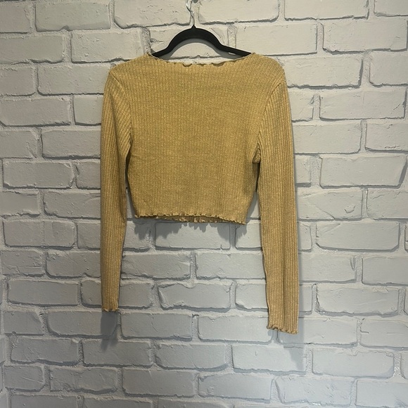 NWOT Ribbed Tan Long Sleeve Top size L - Picture 2 of 2
